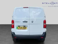 New Vauxhall Vivaro 98 kW (134 HP) 2025 White MPV
