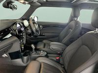 Used Mini Cooper SE Hatch 135 kW (184 HP) 2022 Green Hatchback