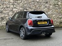 Used Mini Cooper S Exclusive 176 HP (129 kW) 2024 Black Hatchback
