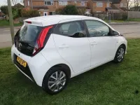 Gebraucht Toyota Aygo X-play 72 PS (52 kW) 2019 Weiß Kleinwagen