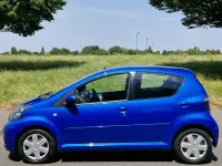 Used Toyota Aygo 2009 Blue Hatchback