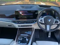 Używany BMW X7 M Sport 347 KM (255 kW) 2025 Niebieski SUV