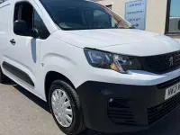 Used Peugeot Partner 131 HP (96 kW) 2021 White MPV
