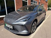 Usado MG MG4 EV SE 319 kW (435 HP) 2023 Cinzento Citadino