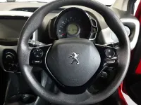 Used Peugeot 108 Active 68 HP (50 kW) 2016 Red Hatchback