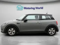 Używany Mini Cooper Classic 136 KM (100 kW) 2022 Szary Hatchback