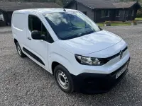 Used Citroën Berlingo 100 HP (73 kW) 2024 White MPV