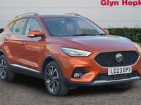 Używany MG ZS Exclusive 111 KM (81 kW) 2023 Pomarańczowy SUV