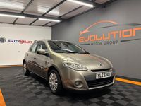 Used Renault Clio II Expression 111 HP (81 kW) 2010 Beige Hatchback