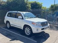Used Toyota Land Cruiser 268 HP (197 kW) 2014 White Estate