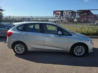 Begagnad BMW 218 Comfort Edition 2016 Silver Halvkombi