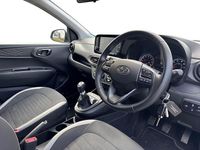 Used Hyundai i10 SE 67 HP (49 kW) 2023 Green Hatchback