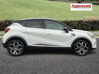 Used Renault Captur 2021 White/black SUV