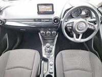 Used Mazda 2 Inclusive 90 HP (66 kW) 2018 Red Coupe