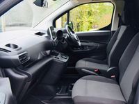 Used Vauxhall Combo 130 HP (95 kW) 2022 Grey MPV