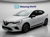 Używany Renault Clio V Evolution 145 KM (106 kW) 2023 Biały Hatchback