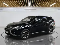 Used Mitsubishi Outlander P-HEV 200 HP (147 kW) 2017 Black Estate