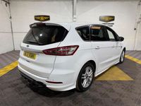 Used Ford S-MAX Sport 180 HP (132 kW) 2017 White MPV