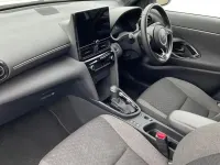 Used Toyota Yaris Cross Design 113 HP (83 kW) 2024 White SUV