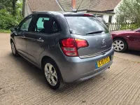 Usado Citroën C3 68 HP (50 kW) 2011 Cinzento Citadino