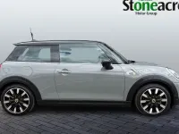 Used Mini Cooper Level 3 135 kW (184 HP) 2023 Hatchback
