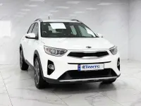 Used Kia Stonic 98 HP (72 kW) 2018 White SUV