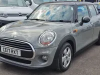 Używany Mini Cooper Hatch 136 KM (100 kW) 2017 Szary Hatchback