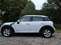 Used Mini Cooper D 2014 White Hatchback