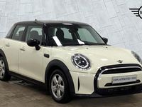Begagnad Mini Cooper Classic 134 HK (98 kW) 2021 Vit Halvkombi