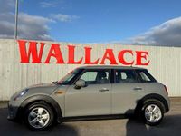 Begagnad Mini Cooper Hatch 136 HK (100 kW) 2017 Halvkombi