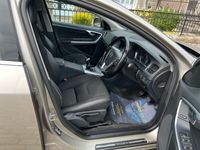 used Volvo V60 2.0L D4 SE 5d 178 BHP