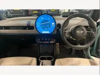 Used Mini Cooper Exclusive 200 HP (147 kW) 2024 Green Hatchback