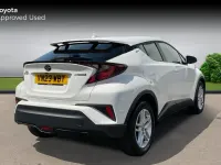 Used Toyota C-HR 122 HP (89 kW) 2023 White SUV