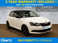 Used Skoda Fabia Colour Edition 90 HP (66 kW) 2016 White Hatchback