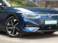 Used VW ID.7 Pro 210 kW (286 HP) 2024 Blue Hatchback