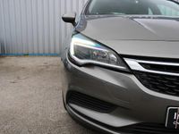 Second-hand Vauxhall Astra Design Edition 2018 Gri Break