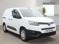 Used Toyota Proace 50 kW (68 HP) 2022 White MPV