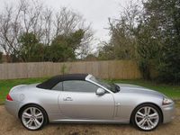 Begagnad Jaguar XK Portfolio 2010 Silver Cab
