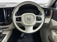 Used Volvo XC60 Inscription 250 HP (183 kW) 2018 Silver SUV