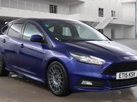 Used Ford Focus ST 250 HP (183 kW) 2015 Blue Hatchback