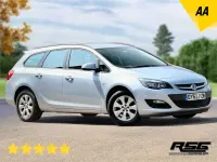 Used Vauxhall Astra Design Edition 115 HP (84 kW) 2015 Silver Estate