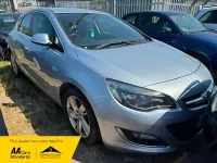 Used Vauxhall Astra SRi 115 HP (84 kW) 2014 Silver Hatchback