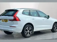 Used Volvo XC60 Core 247 HP (181 kW) 2023 White SUV
