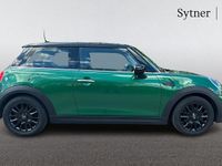 Usado Mini Cooper Classic 134 CV (98 kW) 2024 Verde Utilitario