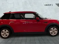 Usado Mini Cooper Classic 134 HP (98 kW) 2023 Vermelho Citadino