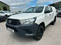 Used Toyota HiLux Active 150 HP (110 kW) 2019 White Pickup