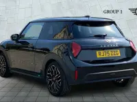 New Mini Cooper Hatch 113 kW (154 HP) 2025 Black Hatchback