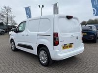 Used Vauxhall Combo 98 kW (134 HP) 2024 White MPV