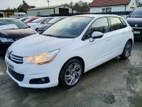 Used Citroën C4 SELECTION 2014 White Hatchback