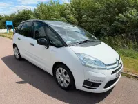 Used Citroën C4 Picasso Platinum 2013 White MPV